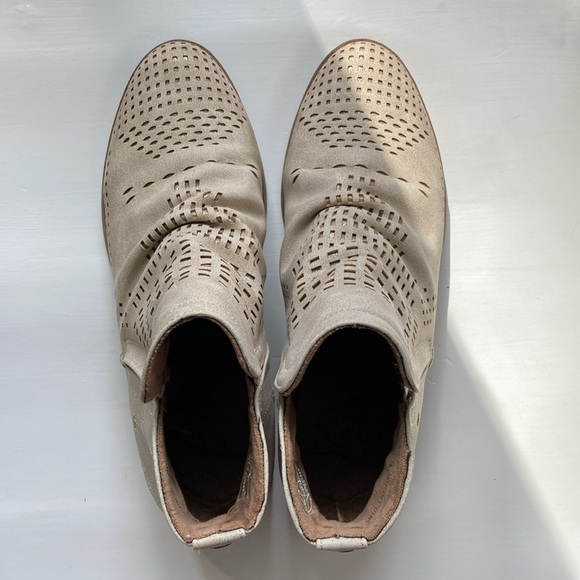 Blowfish Malibu Venom bootie - Picture 5 of 8